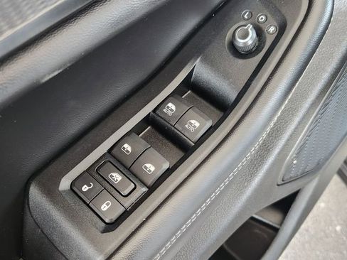 Used 2023 Jeep Grand Cherokee Altitude RWD image 22