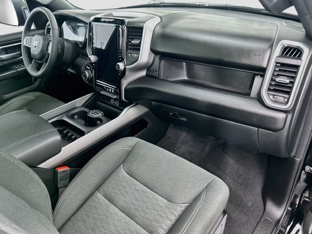 Used 2025 RAM 1500 Big Horn AWD/4WD image 16