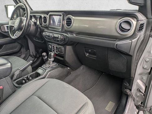 Used 2021 Jeep Wrangler Unlimited Sahara image 20