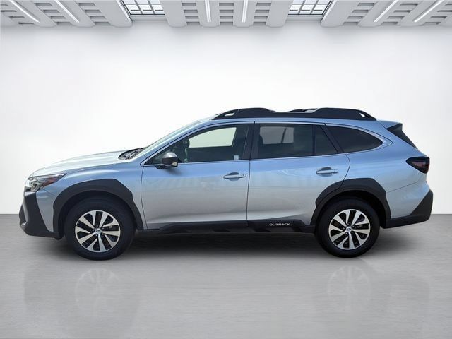 Used 2024 Subaru Outback AWD/4WD image 8