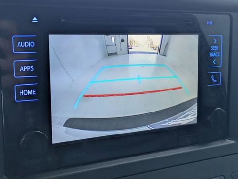 Used 2017 Toyota Sienna XLE w/ XLE Navigation Package image 14