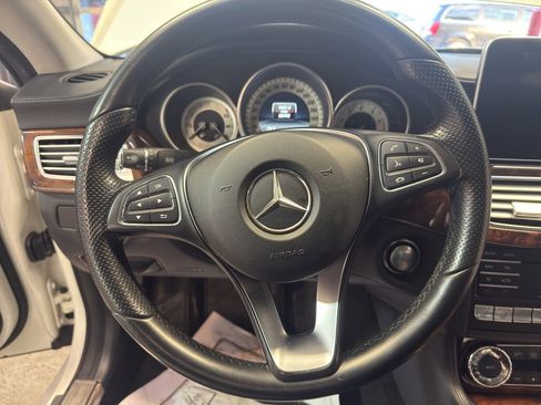 Used 2015 Mercedes-Benz CLS 400 4MATIC image 16