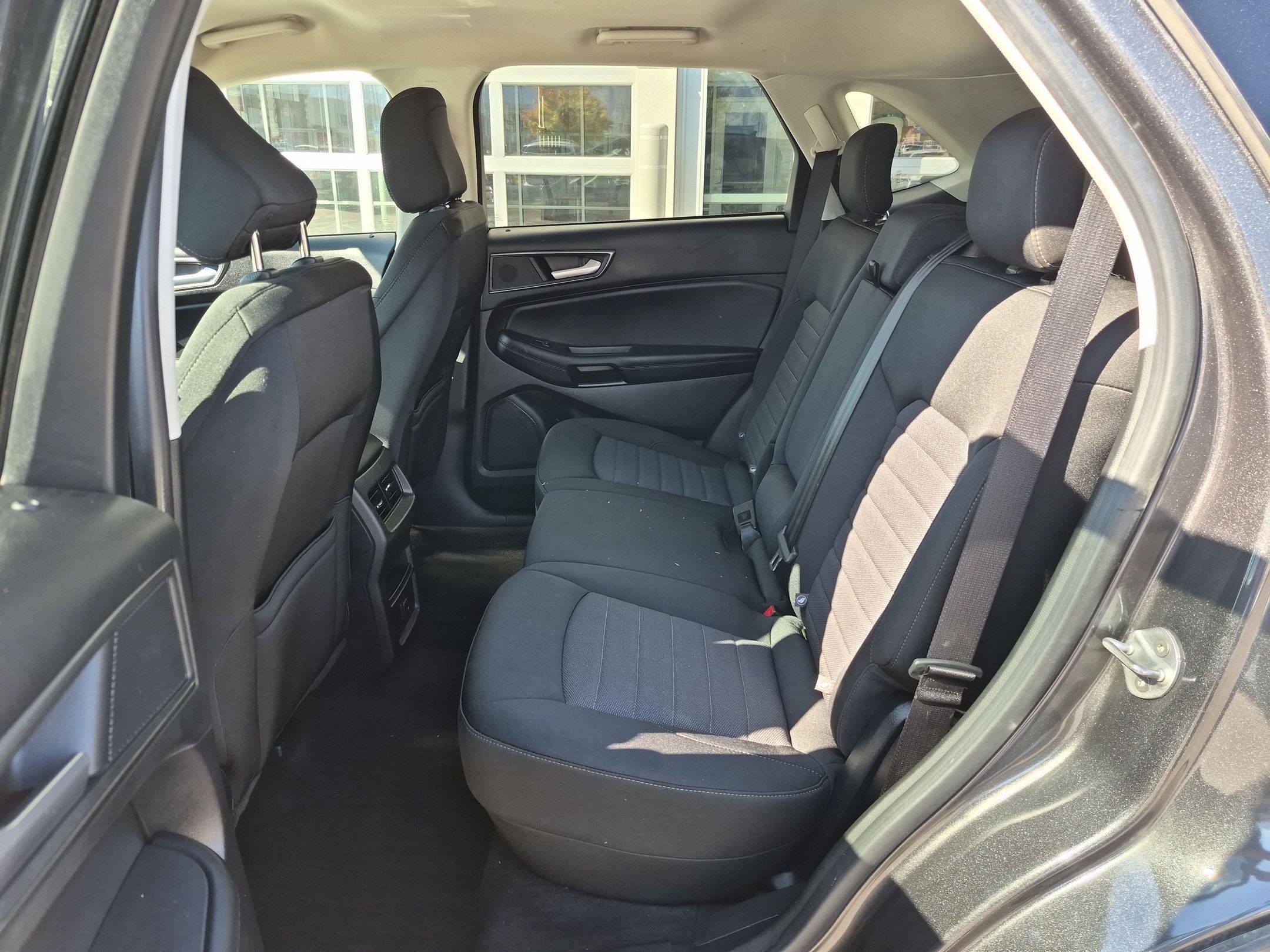 Used 2020 Ford Edge SE AWD/4WD image 28