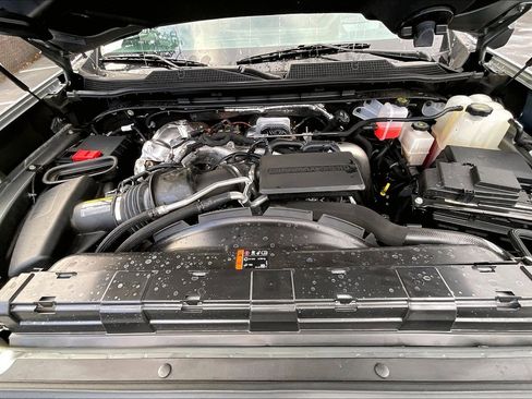 Certified 2025 Chevrolet Silverado 3500 High Country w/ High Country Premium Package image 10