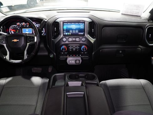 Used 2020 Chevrolet Silverado 1500 LT w/ All-Star Edition image 10