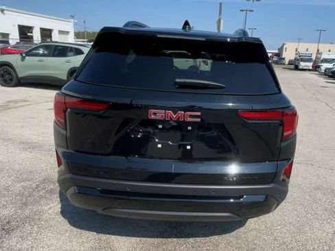 Used 2025 GMC Terrain Elevation w/ Black Edition AWD/4WD image 9