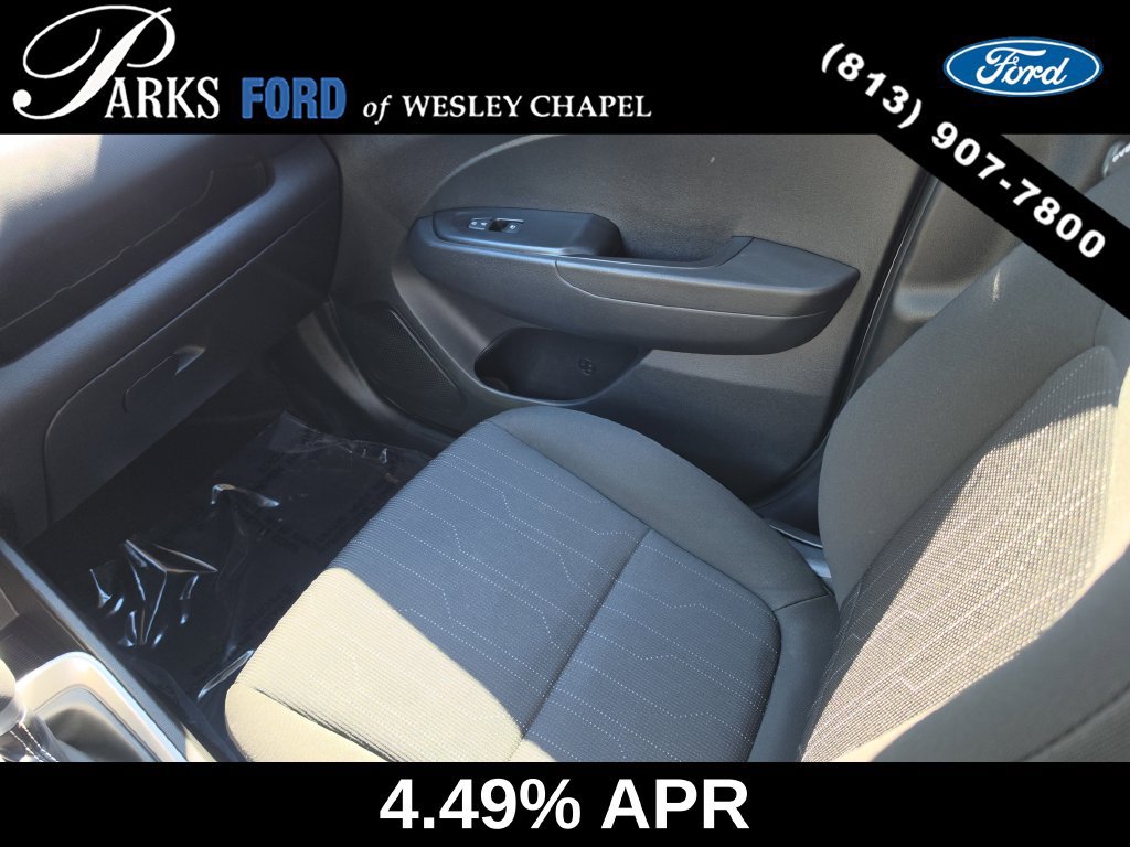 Used 2023 Hyundai Venue SE FWD image 14