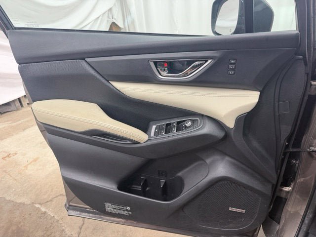 Used 2022 Subaru Ascent Limited w/ Technology Package AWD/4WD image 15