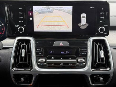 Used 2023 Kia Sorento SX AWD/4WD image 20