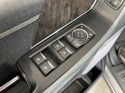 Used 2022 Ford F150 Lariat AWD/4WD image 18