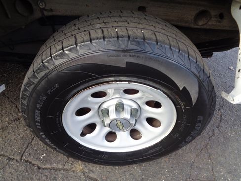 Used 2012 Chevrolet Silverado 1500 W/T image 20