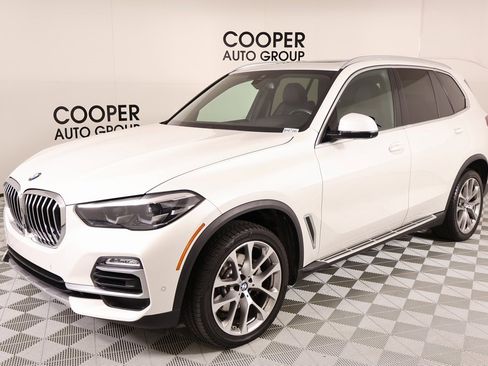 Used 2021 BMW X5 xDrive40i w/ Premium Package 2 image 12