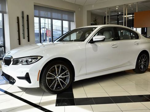 Used 2020 BMW 330i xDrive Sedan w/ Driving Assistance Package image 3