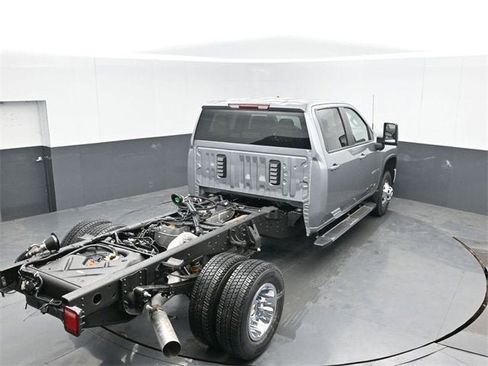 New 2026 Chevrolet Silverado 3500 LT w/ Convenience Package image 40