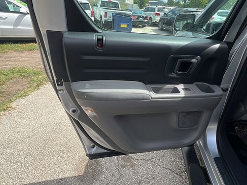 Used 2010 Honda Ridgeline RT image 15