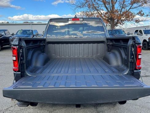 New 2026 RAM 1500 4x4 Crew Cab image 7