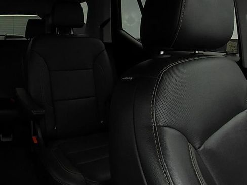 Used 2019 Chevrolet Traverse Premier w/ Redline Edition AWD/4WD image 27