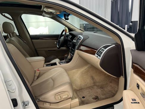 Used 2007 Cadillac SRX w/ Utility Package AWD/4WD image 12
