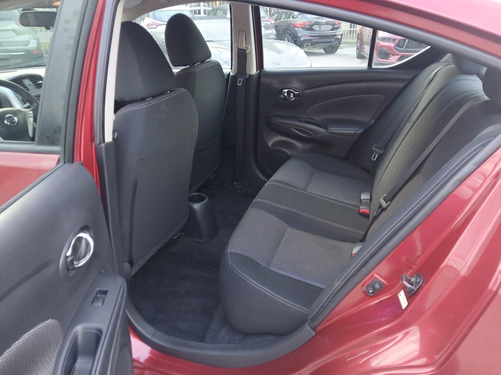 Used 2018 Nissan Versa SV FWD image 11