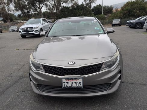 Used 2018 Kia Optima LX FWD image 2