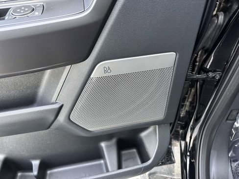 Used 2025 Ford F150 Lariat w/ Equipment Group 501A Mid image 16