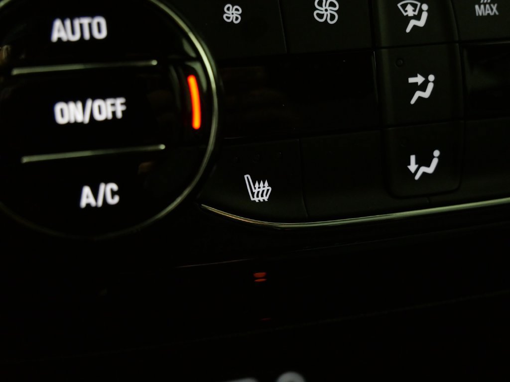 Used 2020 Buick Encore GX Select FWD image 21
