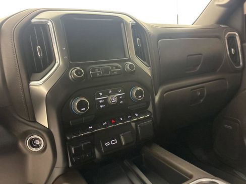 Used 2022 Chevrolet Silverado 1500 LTZ image 16