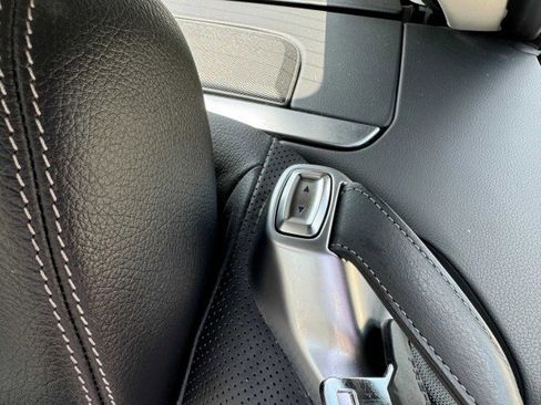 Used 2016 Mercedes-Benz SL 400 image 21