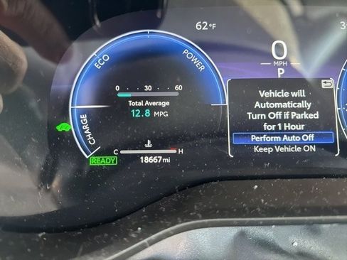 Used 2025 Toyota Sienna XSE image 7