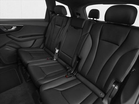 New 2026 Audi Q7 3.0T Premium Plus image 9