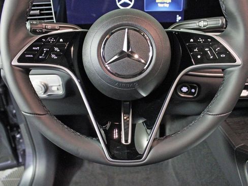 Certified 2026 Mercedes-Benz GLE 450 GLE 450 image 18