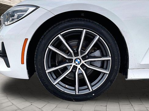 Used 2020 BMW 330i Sedan w/ Convenience Package RWD image 7