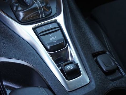 Used 2023 Chevrolet Camaro LT image 22