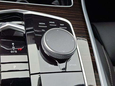 Used 2024 BMW X5 xDrive40i w/ Premium Package image 22