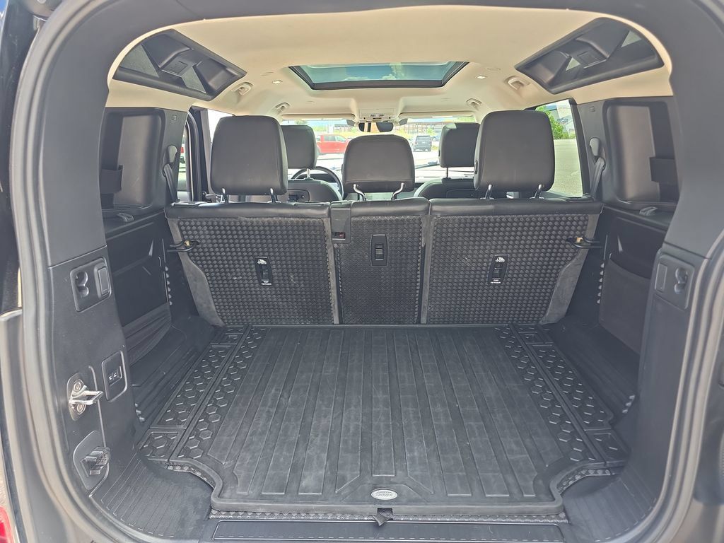 Used 2020 Land Rover Defender 110 S AWD/4WD image 31