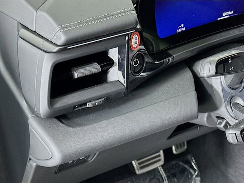 New 2025 Porsche Macan Turbo Electric image 11