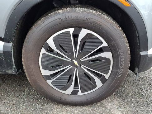 Used 2025 Chevrolet Blazer EV LT image 34