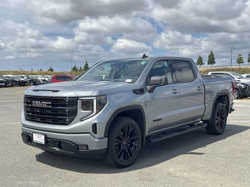 New 2026 GMC Sierra 1500 Elevation w/ LPO, Elevation Black Package RWD image 7