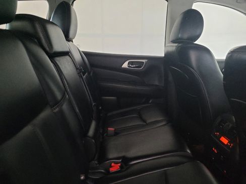Used 2020 Nissan Pathfinder SL AWD/4WD image 19