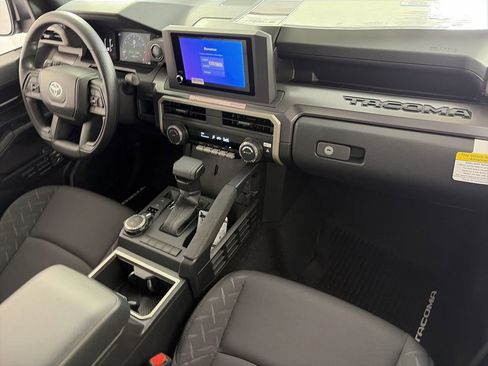 New 2026 Toyota Tacoma SR5 AWD/4WD image 25