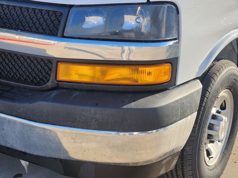 New 2025 Chevrolet Express 3500 w/ Power Convenience Package image 15