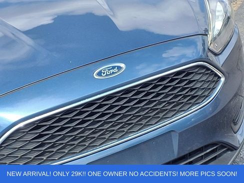 Certified 2018 Ford Focus SEL w/ Cold Weather Package FWD image 31