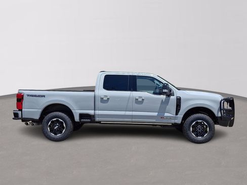 Certified 2025 Ford F250 Lariat w/ Lariat Ultimate Package AWD/4WD image 7