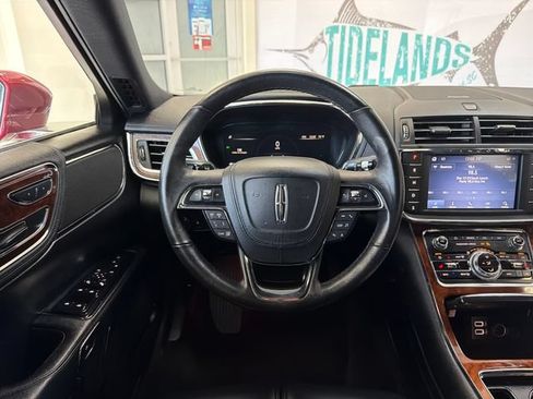 Used 2020 Lincoln Continental FWD image 14