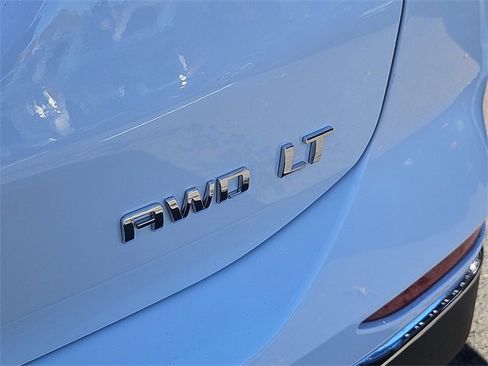 Used 2021 Chevrolet Equinox LT image 12