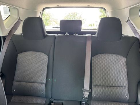 Used 2025 Kia Soul LX w/ LX Technology Package FWD image 38