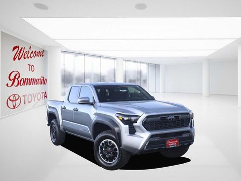 New 2025 Toyota Tacoma TRD Off-Road image 2