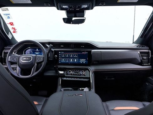 Used 2024 GMC Sierra 2500 AT4 w/ AT4 Premium Plus Package image 33