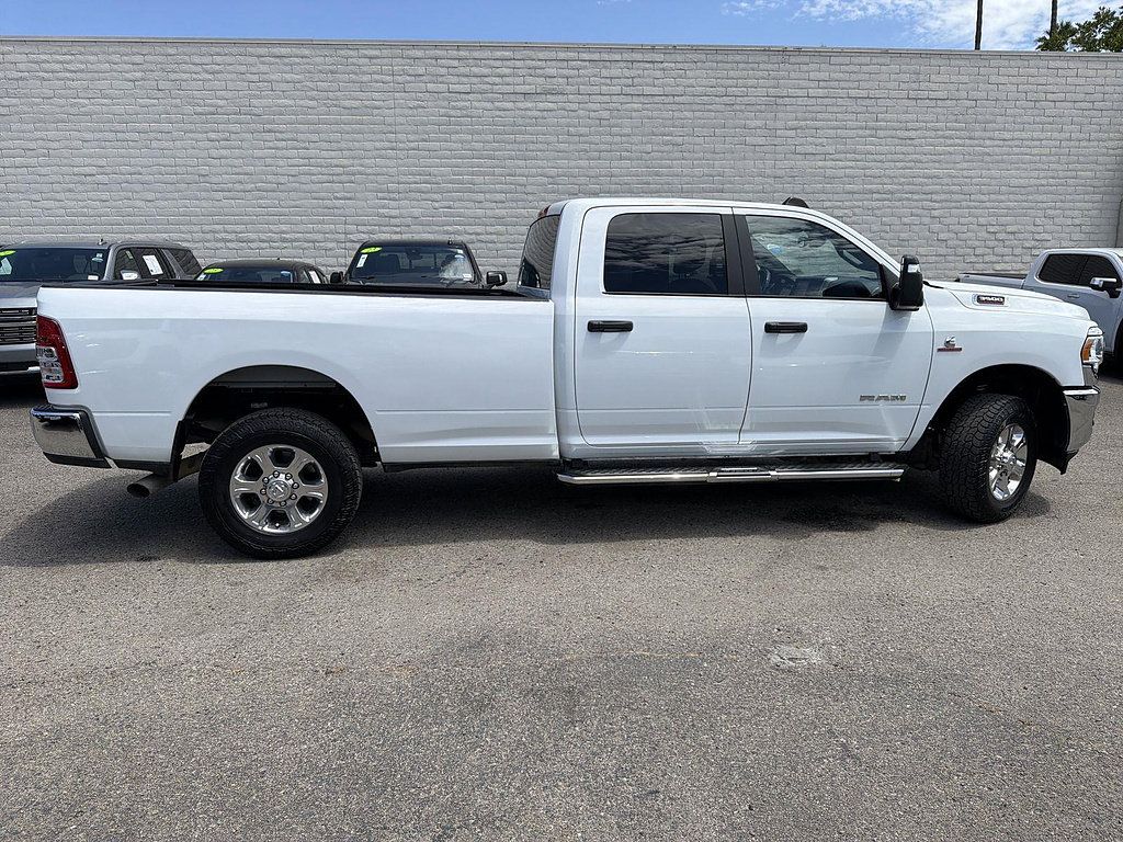Used 2024 RAM 3500 Big Horn AWD/4WD image 4