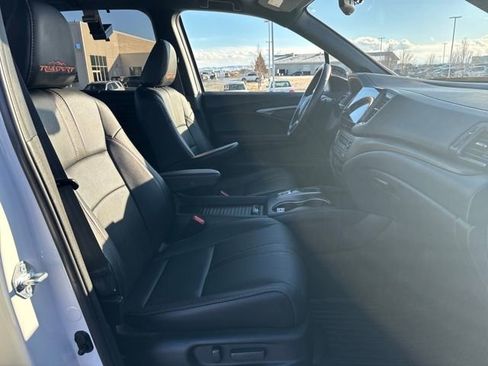 Certified 2023 Honda Passport TrailSport image 23